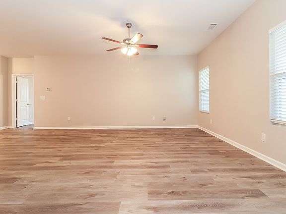 4th image of 31 Culver Ridge Dr