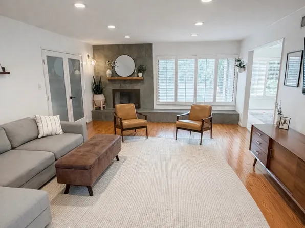 1009 Fortune Way, Los Angeles, CA 90042