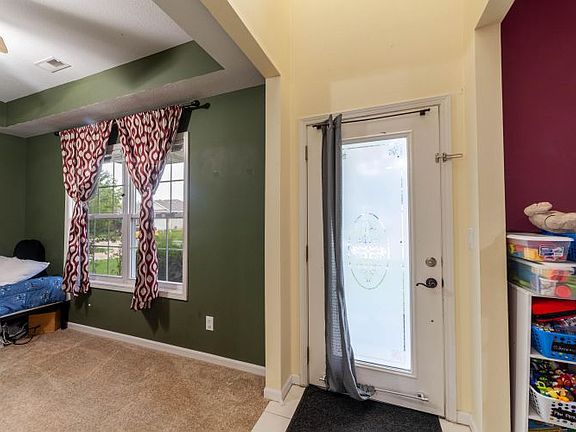 4th image of 2110 Bay Brook Dr