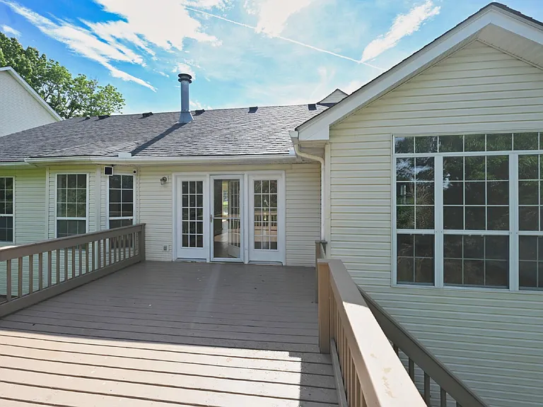 164 W Harbor Dr — Photo 44