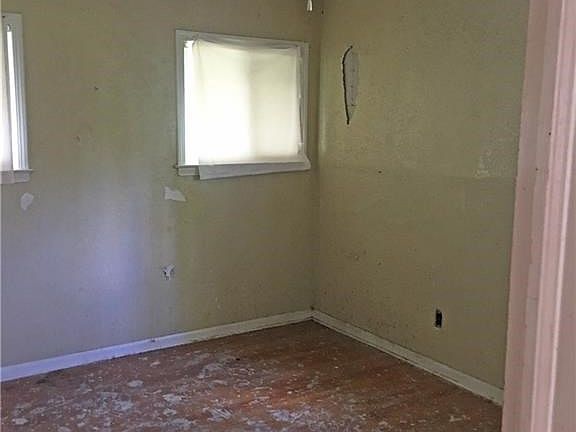 5510 Fleming Flint_For Sale (4).jpg