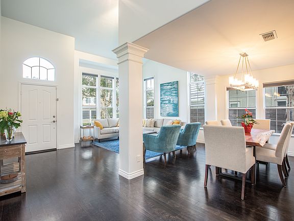 3rd image of 2358 Gillingham Cir