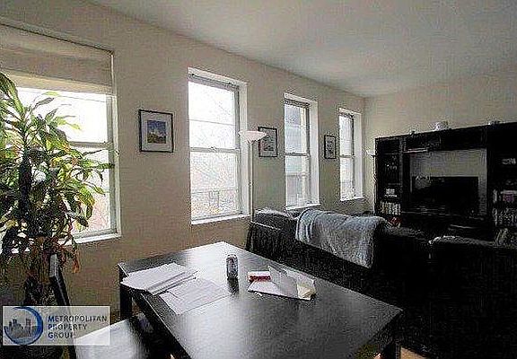 3rd image of 148 W 4th St APT 4