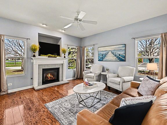 4th image of 2417 Millpond Ct