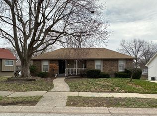 704 NW 39th St, Blue Springs, MO 64015