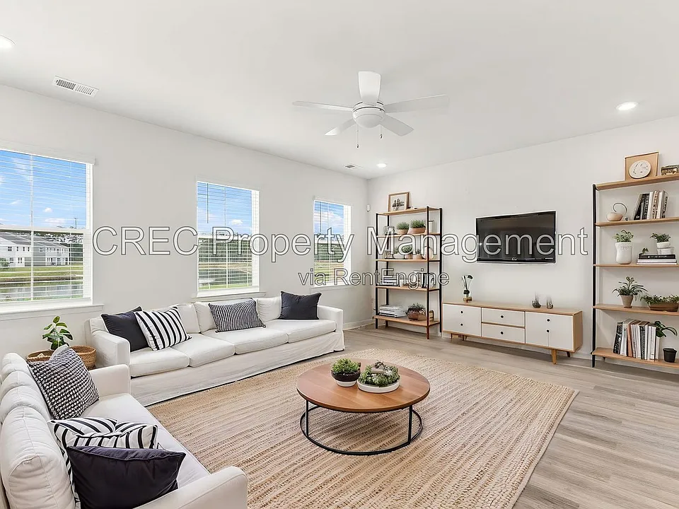 123 Scout Dr