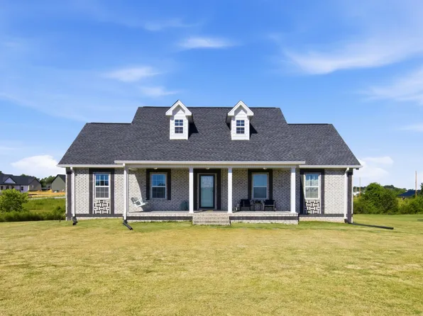 855 Sneed Blvd, Lafayette, TN 37083
