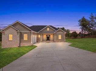 62 Aedc Lakeview Rd, Estill Springs, TN 37330