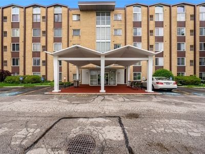 25735 Lorain Rd UNIT 118, North Olmsted, OH, 44070