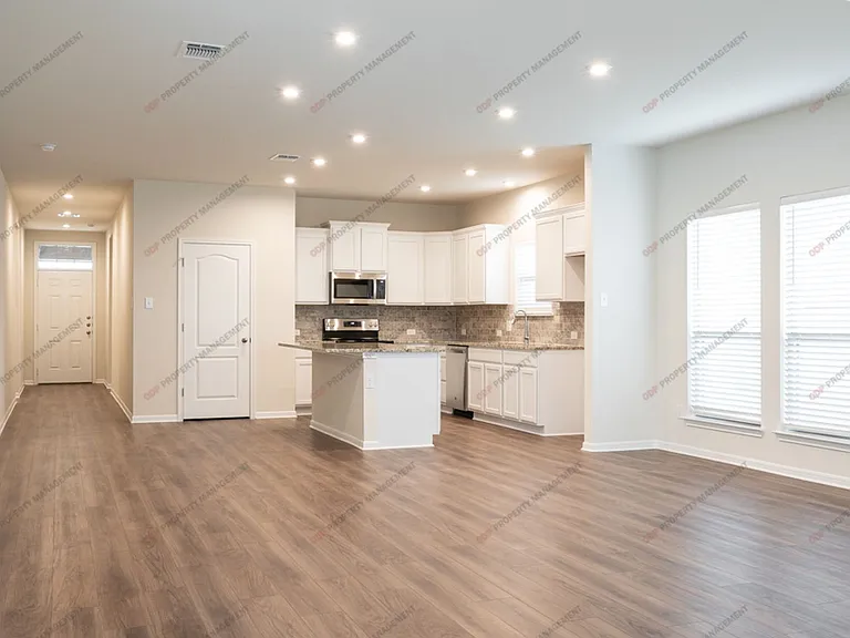 742 Friar Tuck Dr — Photo 18