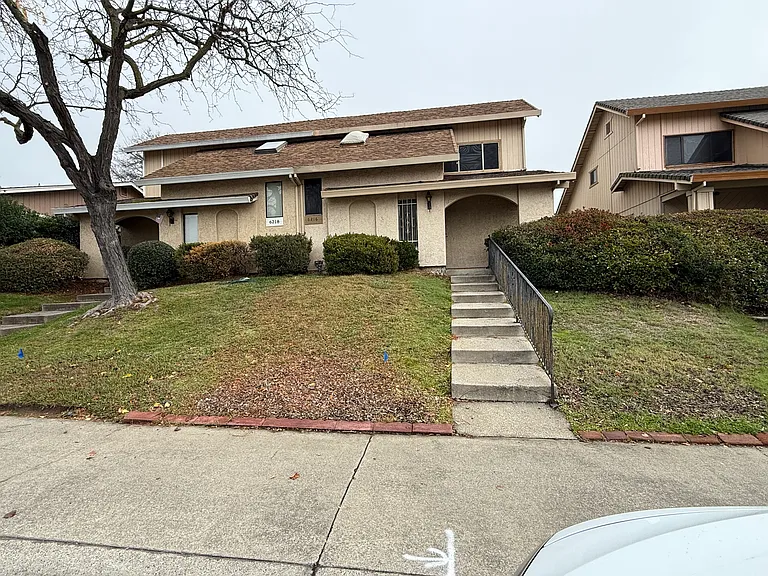 6216 Van Maren Ln — Photo 5