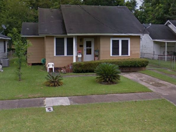 (undisclosed Address)