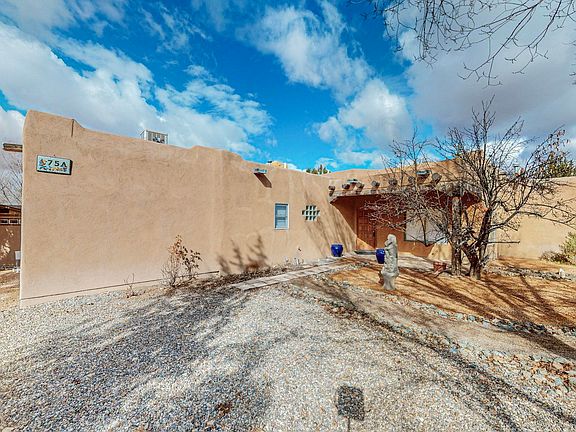 2nd image of 75 Paseo De San Antonio #A