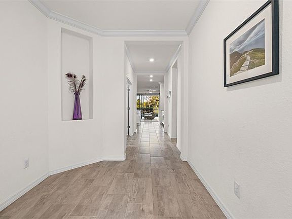 5th image of 17221 Blue Ridge Pl