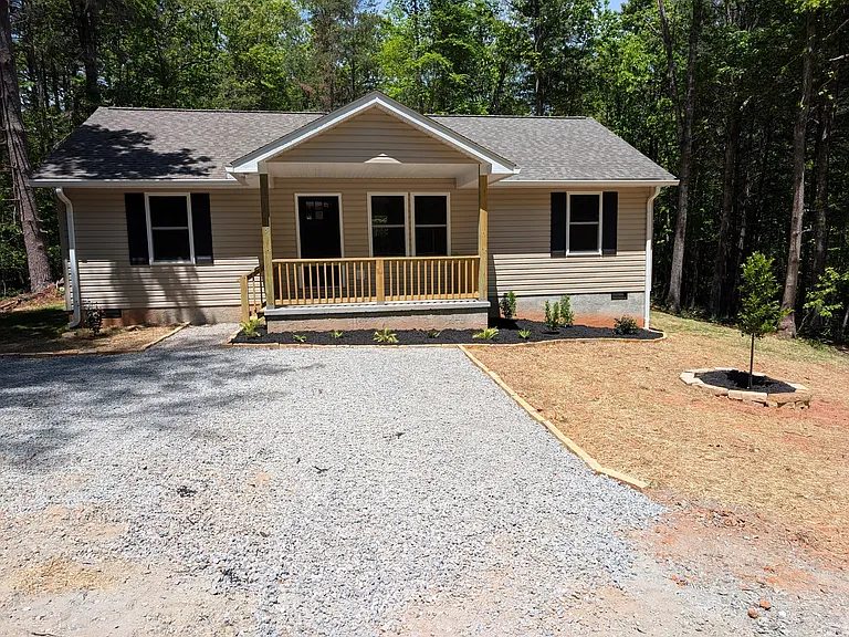 3 Woodland Hills Dr — Photo 1