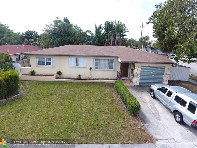 1st image of 1000 NE 166th St