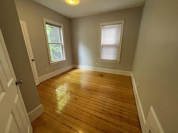 2nd image of 26 Boylston St #2