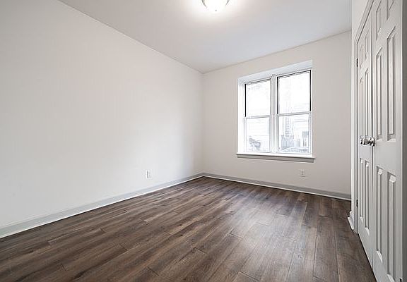 5th image of 68 W 107th St #28
