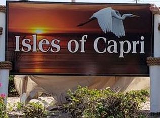 102 San Salvador St, Naples, FL 34113