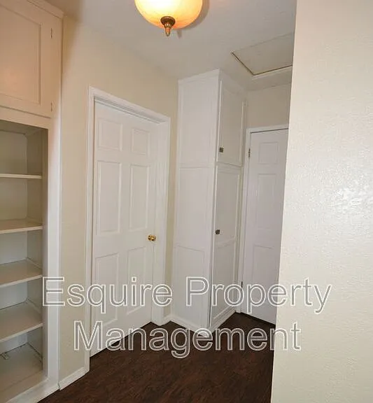 165 Wilson Ave — Photo 10