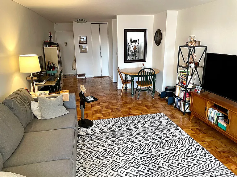 155 E 38th St #6E — Photo 1