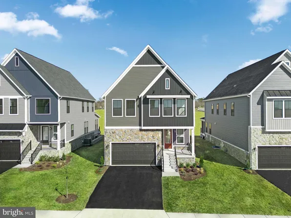 21366 Mont Blanc Pl, Ashburn, VA 20148