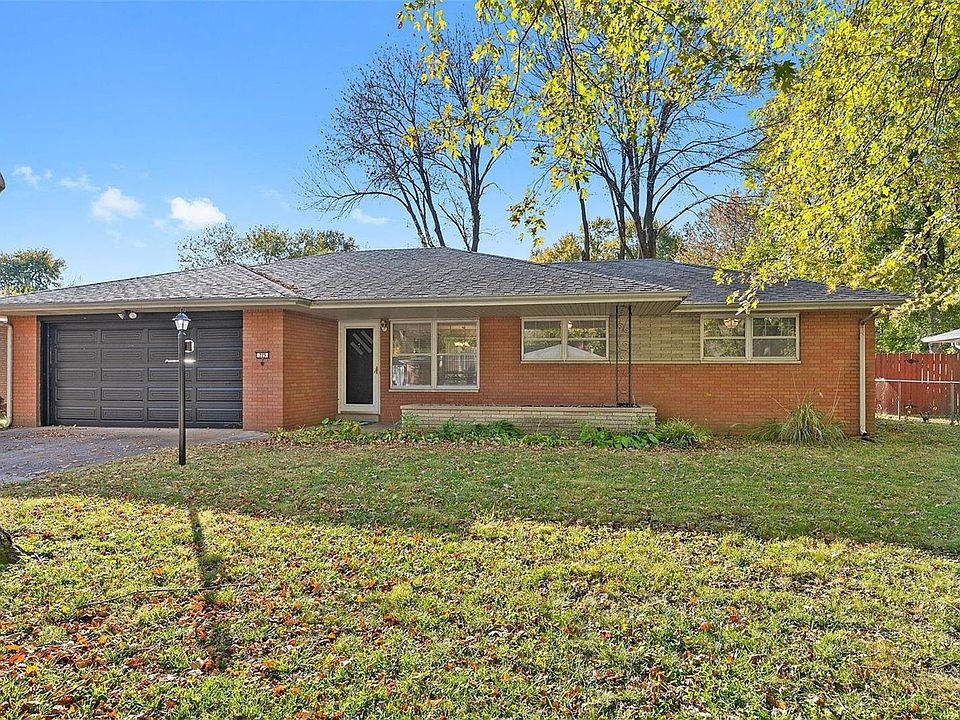 1st image of 225 Joseph Dr
