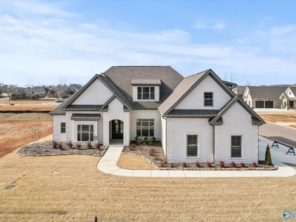 23262 Sawgrass Dr, Athens, AL 35613