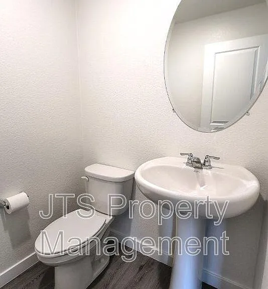 2097 Shady Tree Cir — Photo 22