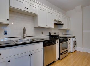 118 NW King Ave APT 3, Portland, OR 97210