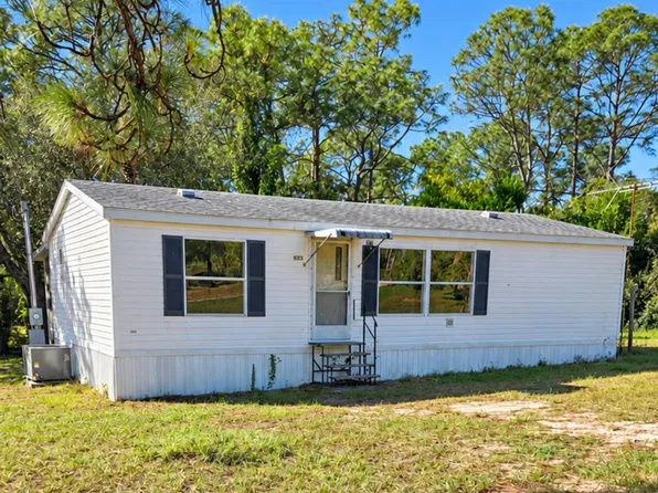 4738 W Blackridge Ln, Homosassa, FL 34446