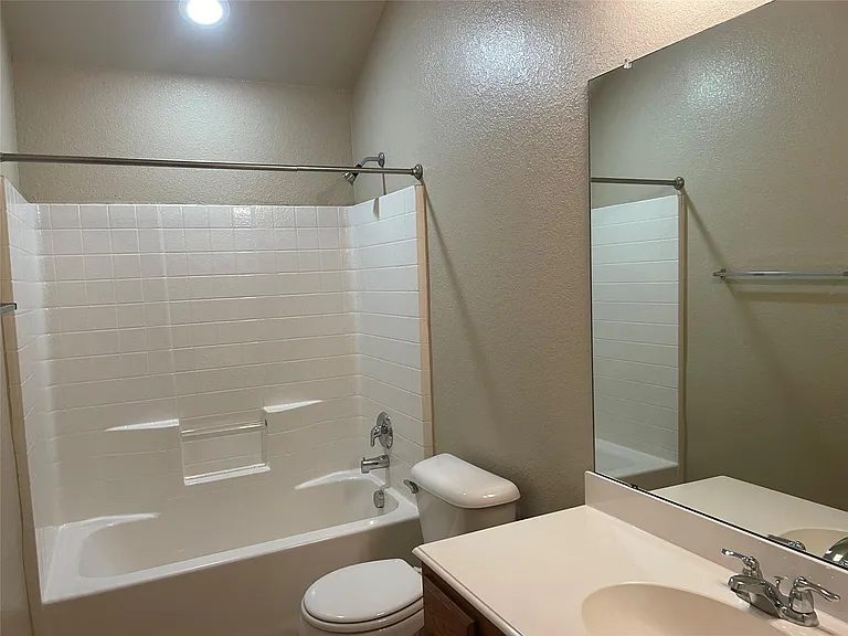 1210 Antoinette Dr — Photo 18