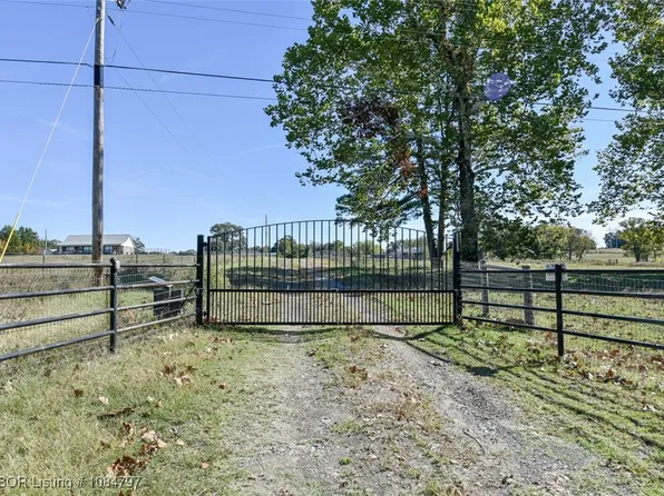 103891 State Highway 64b, Muldrow, OK 74948