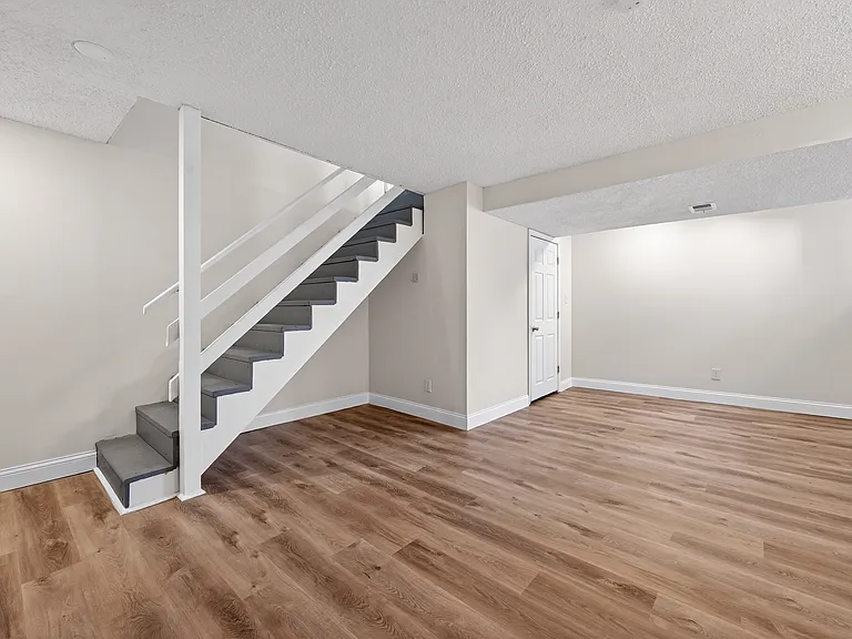 1447 Pepperdine Ct — Photo 33