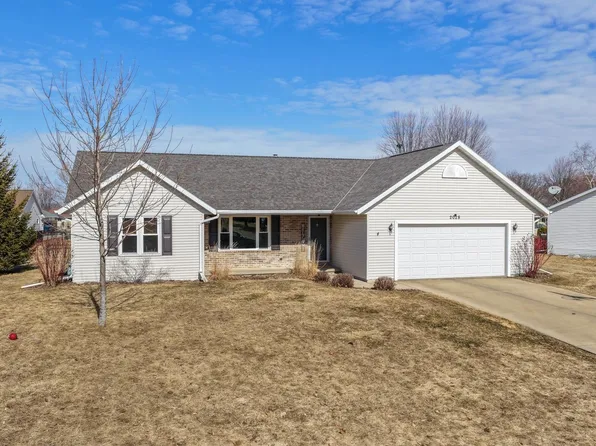2028 Couples Ct, New Franken, WI 54229