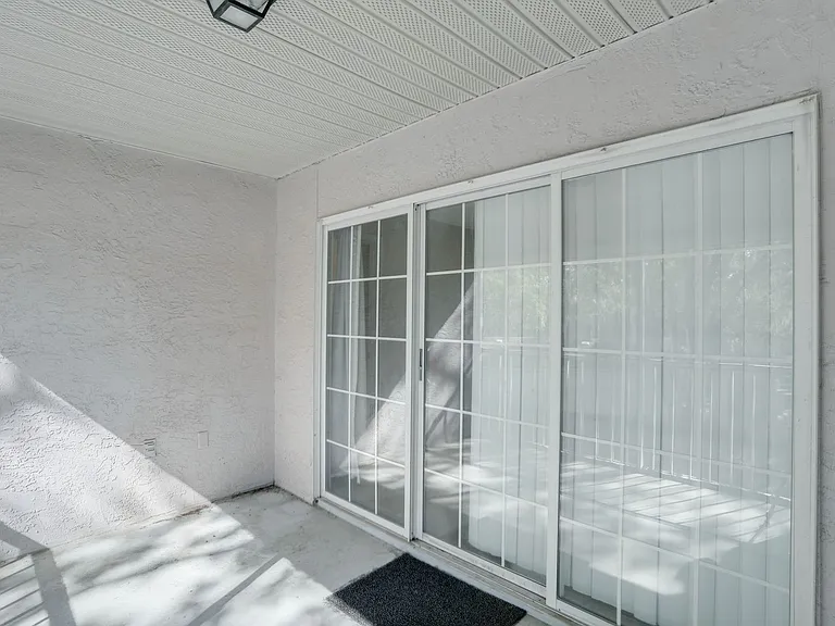 7206 Olympia Ct — Photo 18