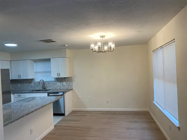 1514 Clearview Loop — Photo 11