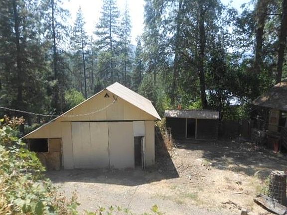 4th image of 19132 Kamloop Rd