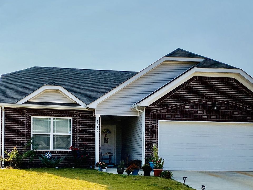 2nd image of 1206 Berra Lot 75