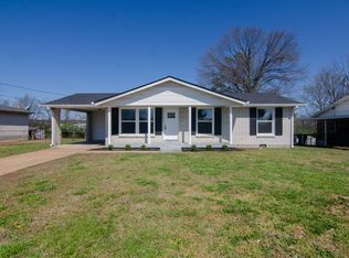 3207 Healy Dr, Nashville, TN 37207