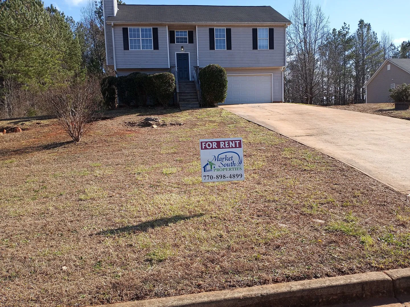 170 Pleasant Hills Dr photo 1