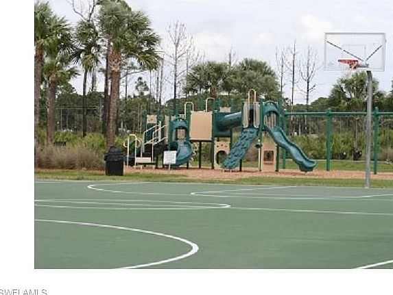 4th image of 2438 Laurentina Ln