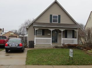 5715 Gilman St, Garden City, MI 48135