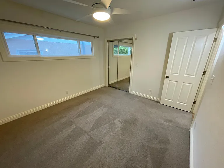 236 N Myers St — Photo 23