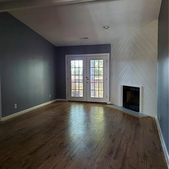 135 Columbine Dr #223 — Photo 4