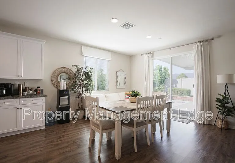 29513 Village Pkwy — Photo 12