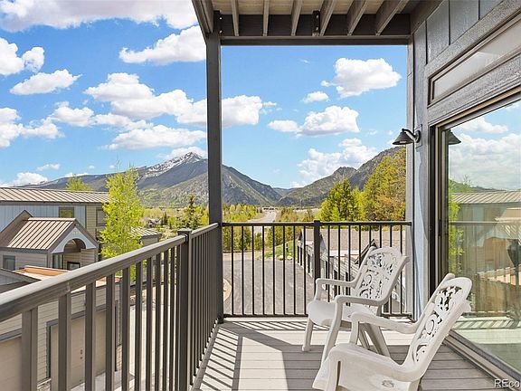 2nd image of 1650 Lakeview Terrace #201E