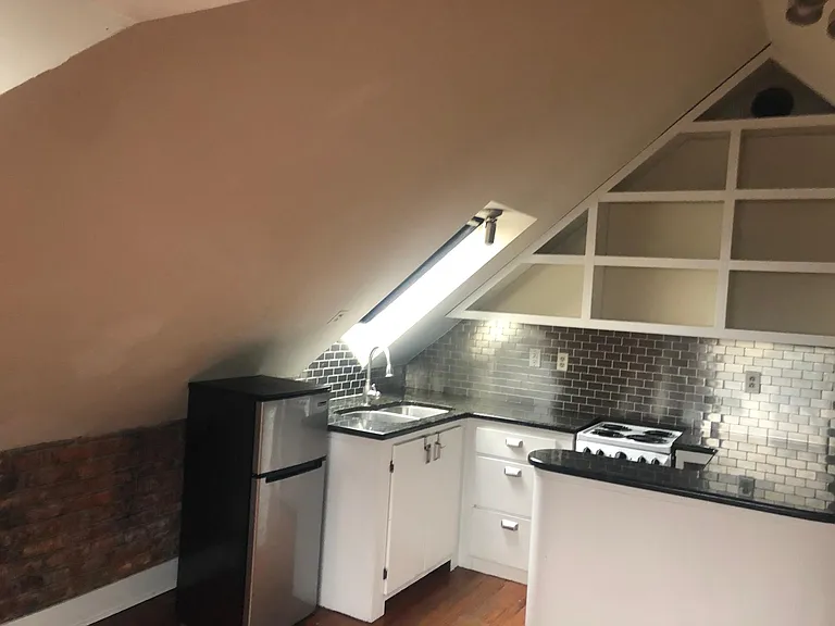 1400 Colonial Ave #5 — Photo 13