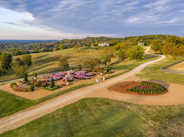 1333 John Sharp Rd, Spring Hill, TN 37174