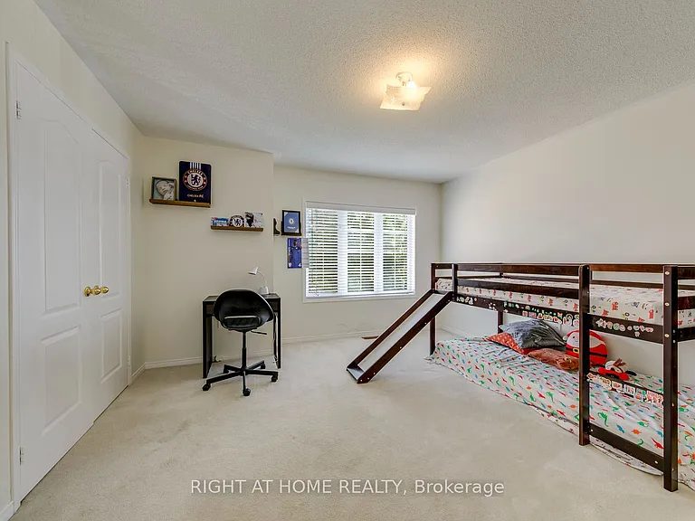 2244 Overfield Rd — Photo 30